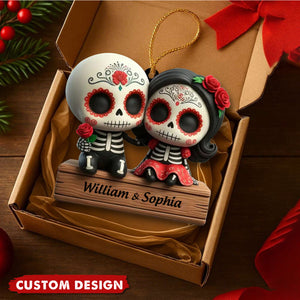 Custom Skull Couple Ornament – Personalized Names Day of the Dead Love Gift